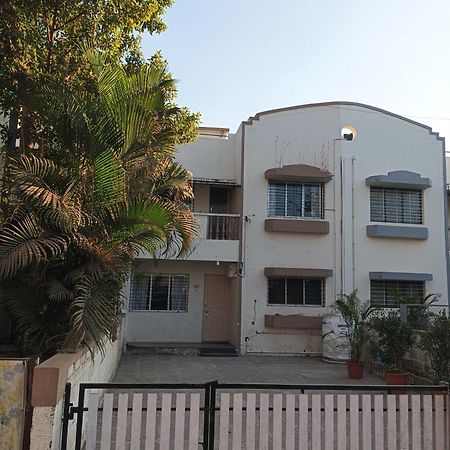 Swanky Sojourns Homestay 2Bhk Kolhapur Exterior photo